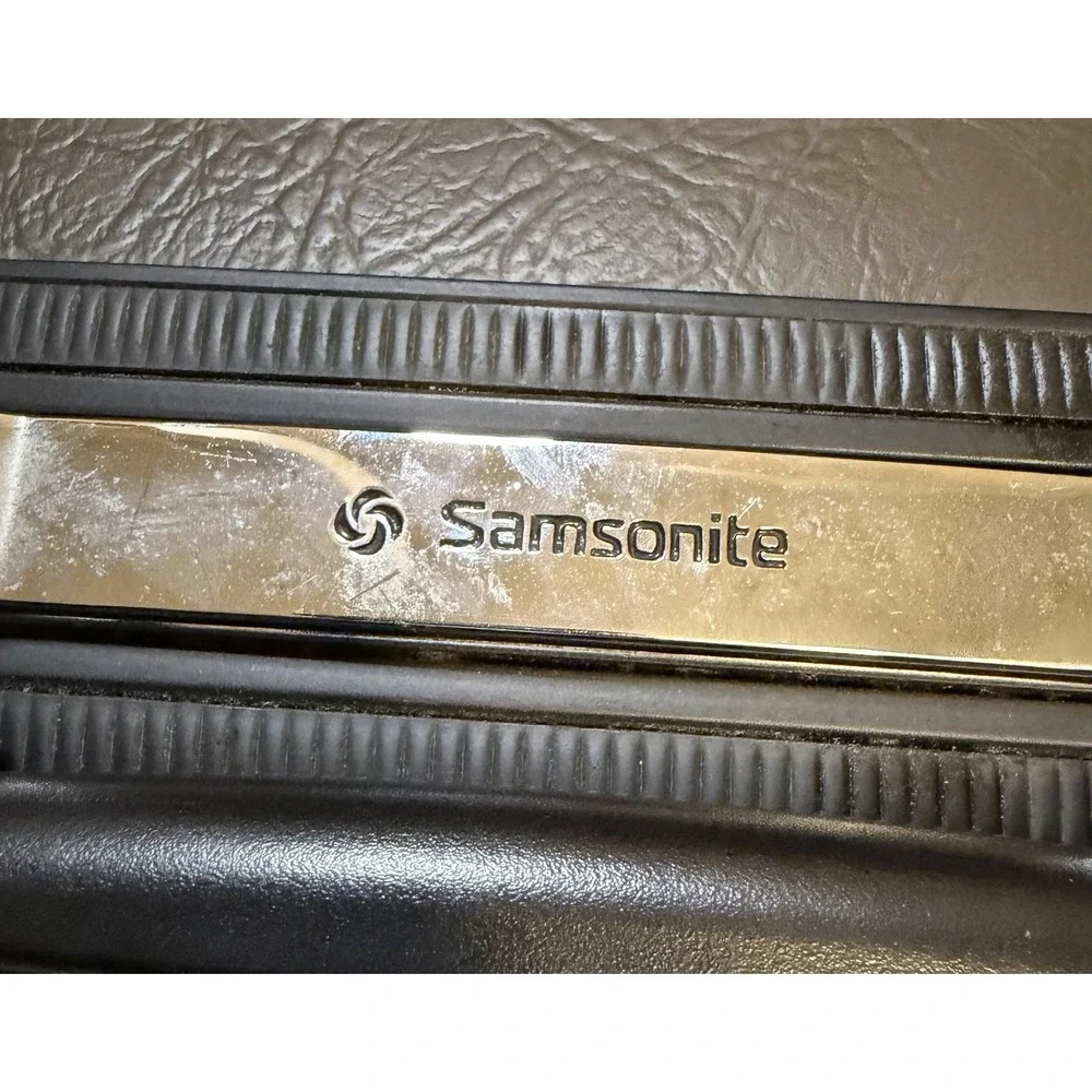 Vintage Samsonite Seminy II Hard Shell Suitcase Gray Gray  Unisex - No Keys